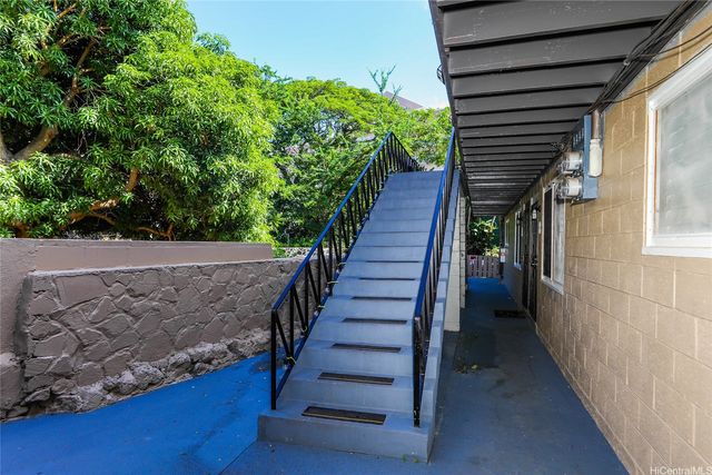 1641 Stillman Lane, Honolulu, HI 96817