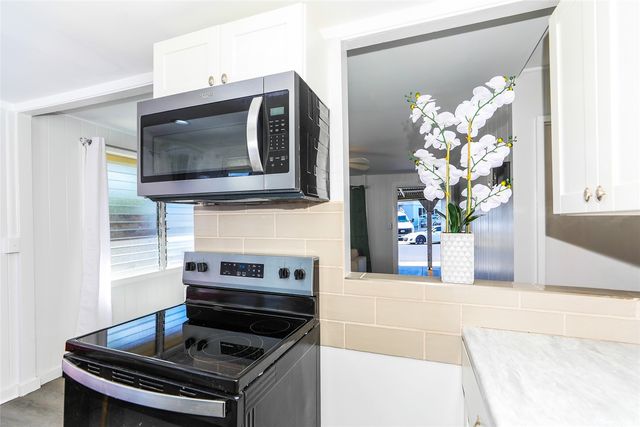 1641 Stillman Lane, Honolulu, HI 96817