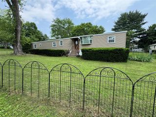 15 Walnut Drive, Pleasant Valley, NY 12569