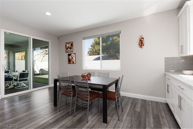 194 Baru Belin Avenue, Las Vegas, NV 89183