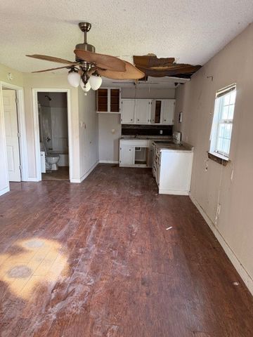 201 Dover Drive, West Tawakoni, TX 75474