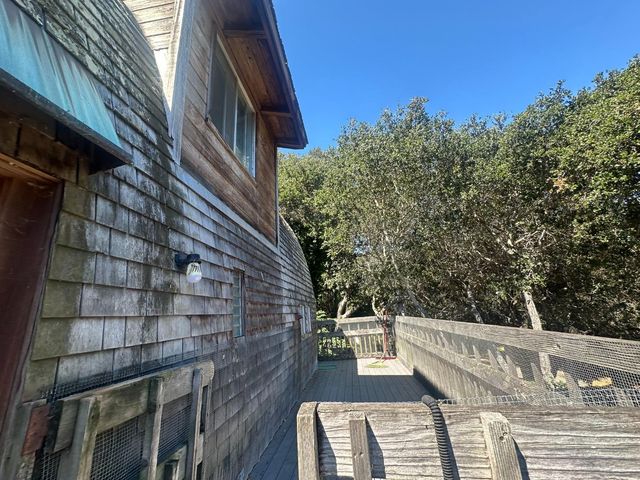 21 A El Cuenco, Carmel Valley, CA 93924