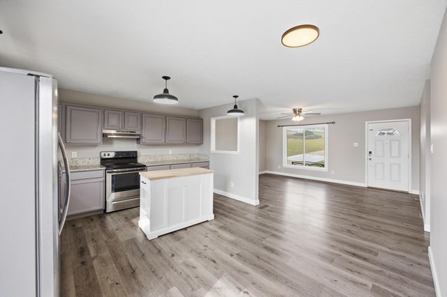 1003 Ravenwood Drive, Lawrenceburg, KY 40342