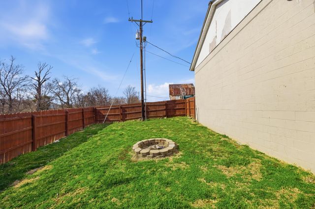 1003 Ravenwood Drive, Lawrenceburg, KY 40342