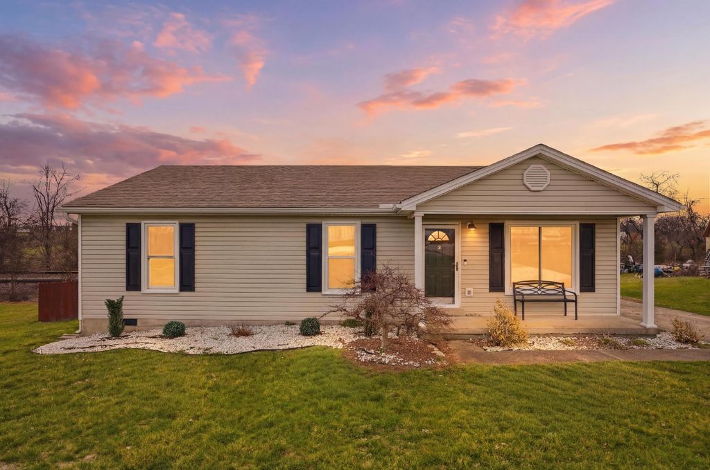 1003 Ravenwood Drive, Lawrenceburg, KY 40342