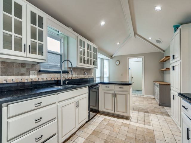 1728 Tawakoni Lane, Plano, TX 75075