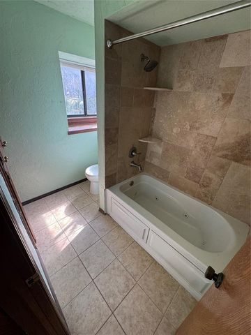 11305 Quail Creek Road, Oklahoma City, OK 73120