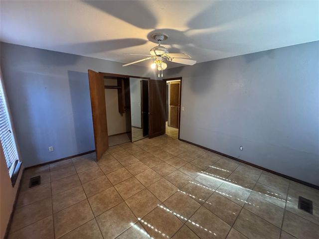 11305 Quail Creek Road, Oklahoma City, OK 73120