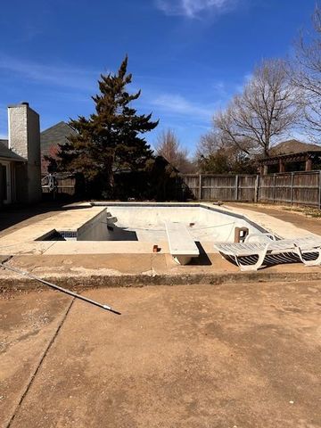 11305 Quail Creek Road, Oklahoma City, OK 73120