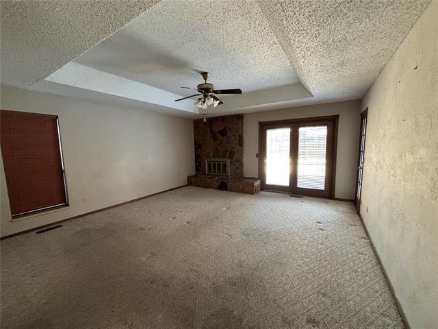11305 Quail Creek Road, Oklahoma City, OK 73120