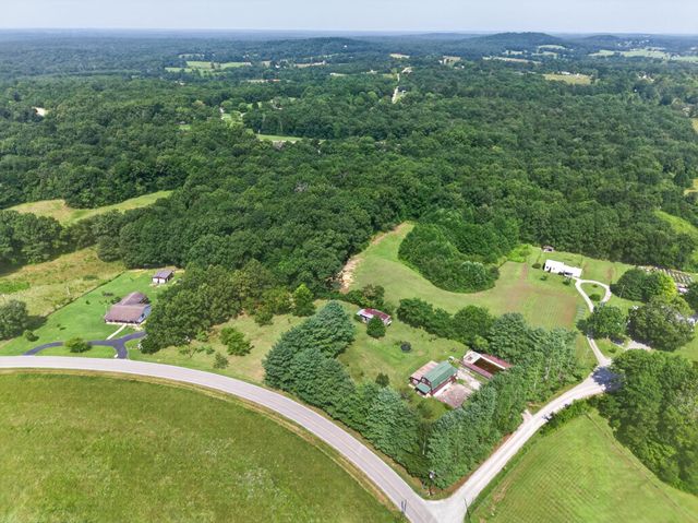 9361 Griffith Road, Pikeville, TN 37367