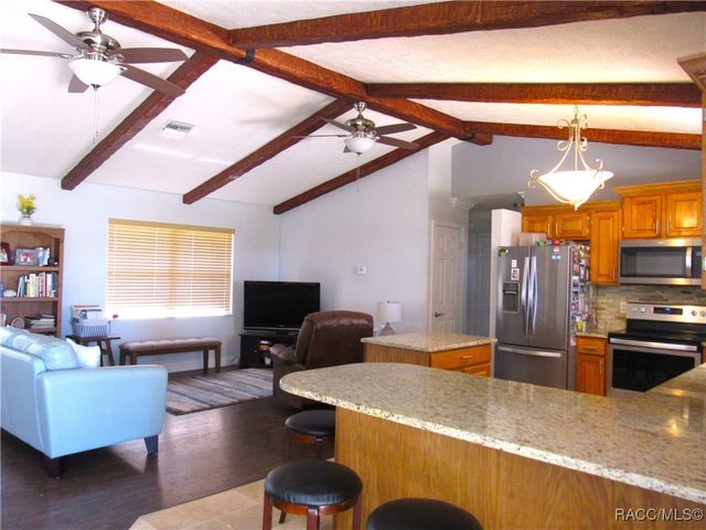 7961 W Riverbend Road, Crystal River, FL 34428