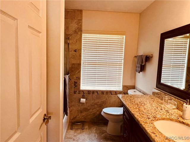 7961 W Riverbend Road, Crystal River, FL 34428