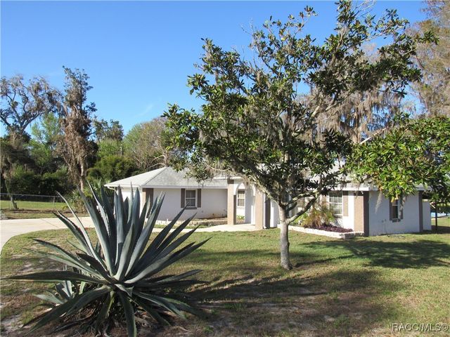 7961 W Riverbend Road, Crystal River, FL 34428