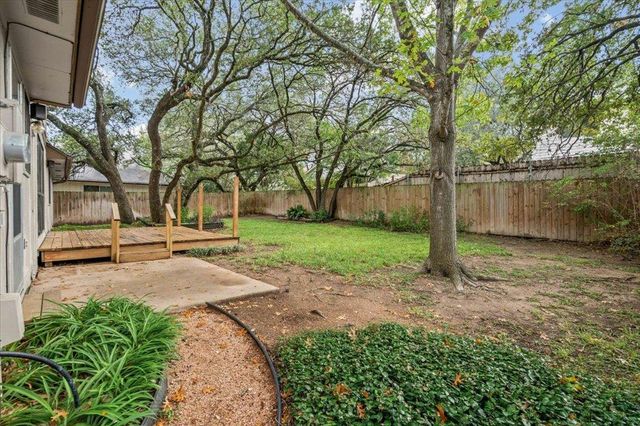 12036 Lincolnshire DR, Austin, TX 78758