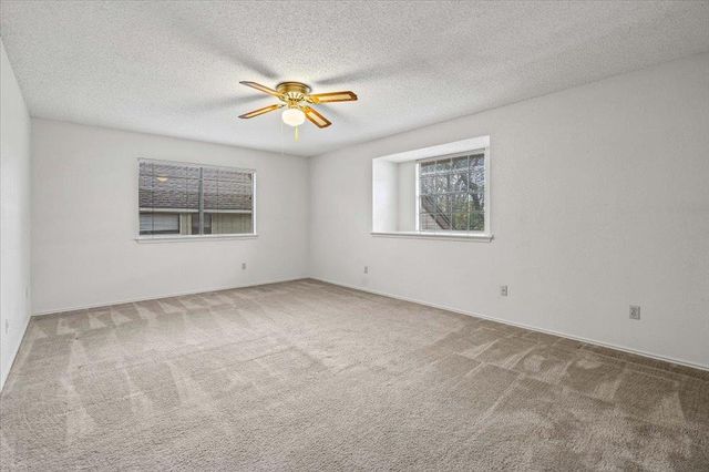 12036 Lincolnshire DR, Austin, TX 78758