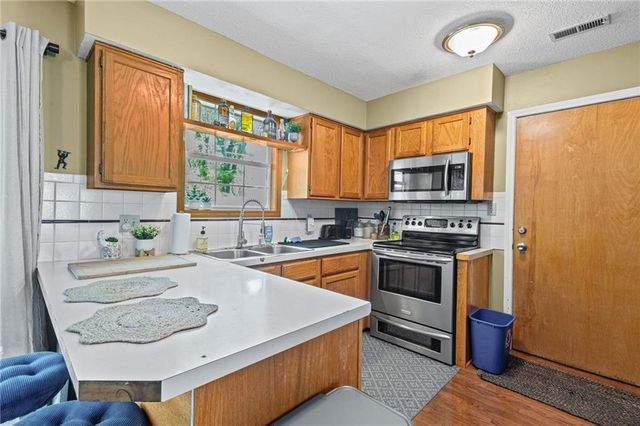 2601 Harper Street, Lawrence, KS 66046