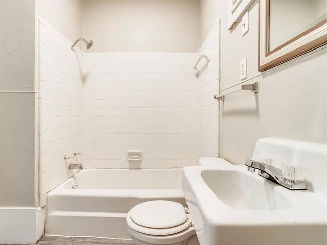 1740 NW 11th Street A, Oklahoma City, OK 73106