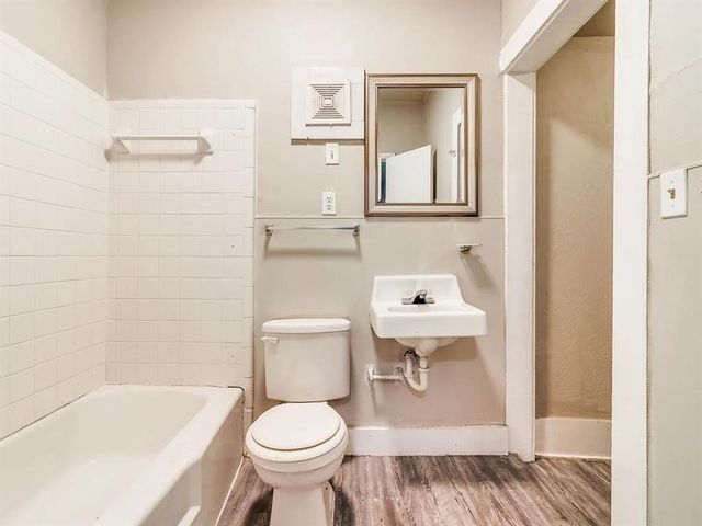 1740 NW 11th Street A, Oklahoma City, OK 73106