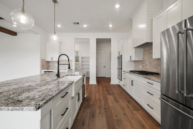 5628 Marigold Mile Drive, Magnolia, TX 77354