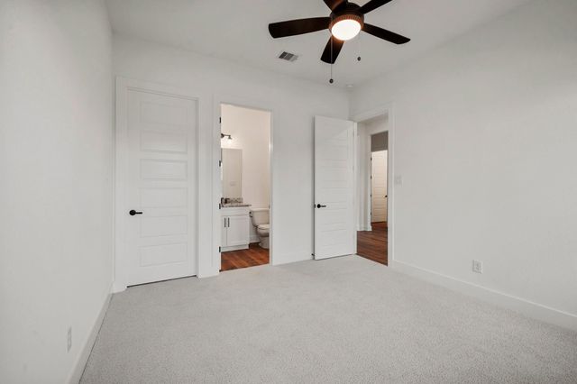 5628 Marigold Mile Drive, Magnolia, TX 77354