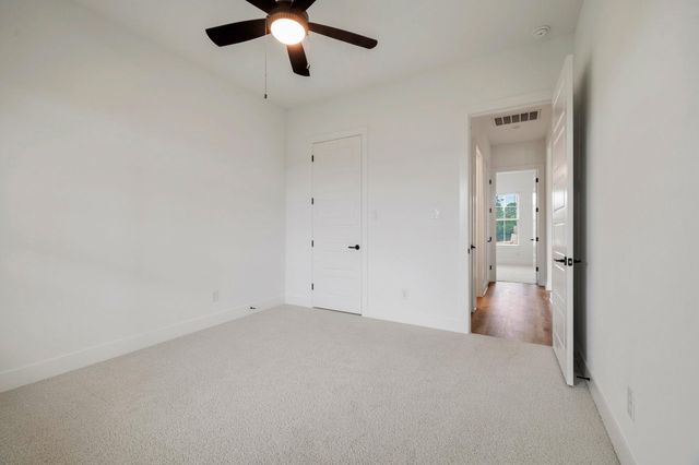 5628 Marigold Mile Drive, Magnolia, TX 77354