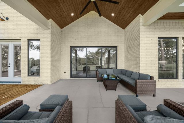1909 County Road 3506, Bullard, TX 75757
