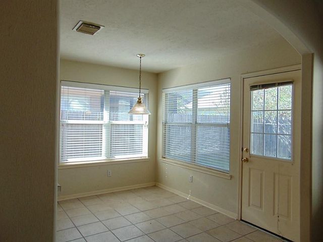11102 Creekline Meadow Court, Cypress, TX 77429