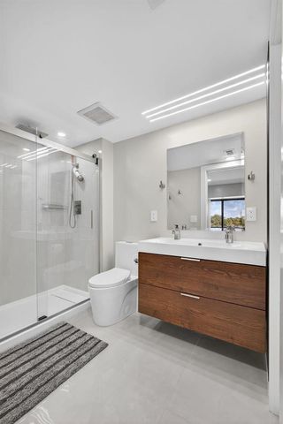 1731 Presidential Way C-203, West Palm Beach, FL 33401