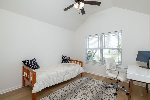 312 Amber Dawn Avenue, Farmington, AR 72730