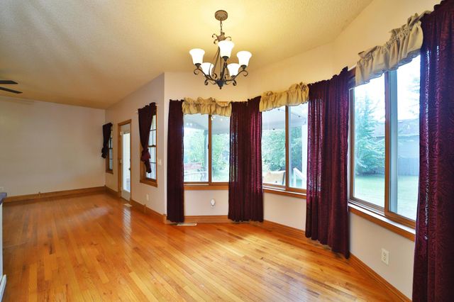 420 Wisconsin Avenue SW, Staples, MN 56479