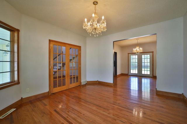 420 Wisconsin Avenue SW, Staples, MN 56479