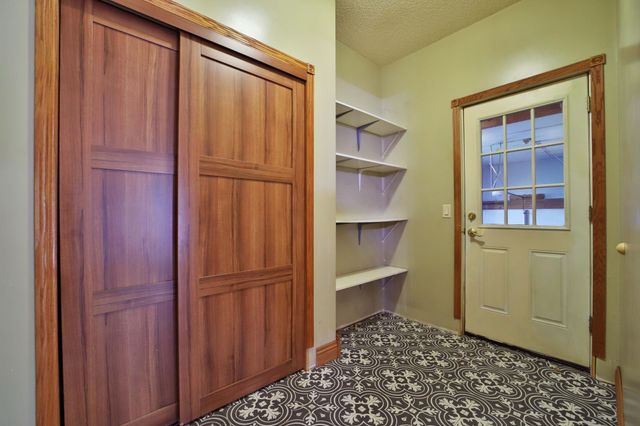 420 Wisconsin Avenue SW, Staples, MN 56479