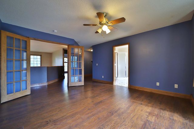 420 Wisconsin Avenue SW, Staples, MN 56479