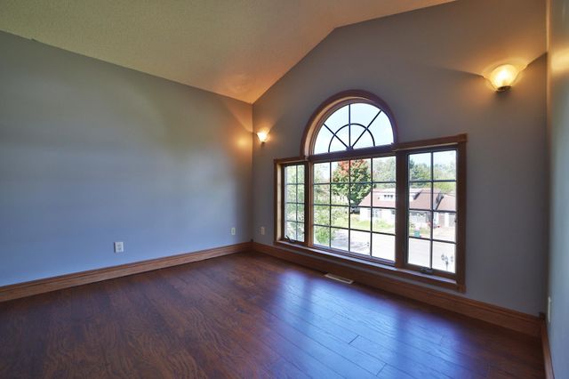 420 Wisconsin Avenue SW, Staples, MN 56479