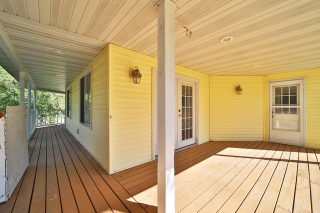 420 Wisconsin Avenue SW, Staples, MN 56479