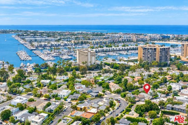 851 Oxford Avenue, Marina Del Rey, CA 90292