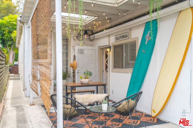 851 Oxford Avenue, Marina Del Rey, CA 90292