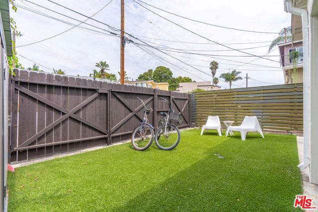 851 Oxford Avenue, Marina Del Rey, CA 90292