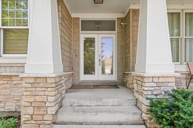2417 87th Trail N, Brooklyn Park, MN 55443