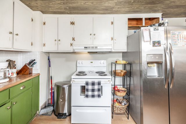 302 Edgewood St, Lafayette, TN 37083