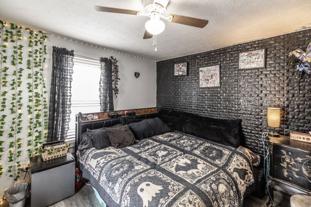 302 Edgewood St, Lafayette, TN 37083