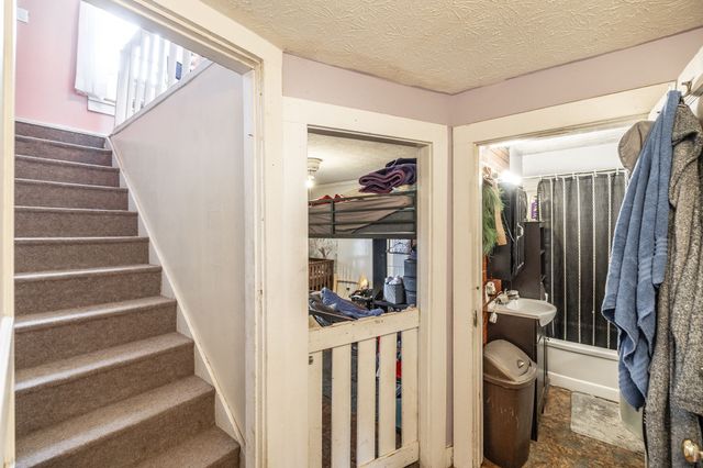 302 Edgewood St, Lafayette, TN 37083