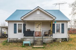 302 Edgewood St, Lafayette, TN 37083