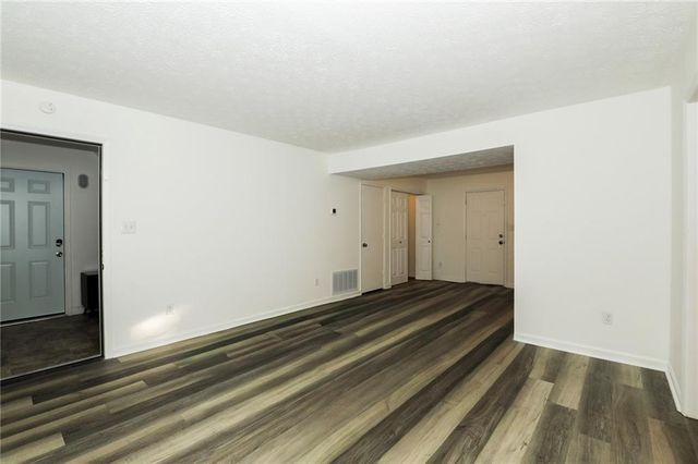 6682 Chupp Road B, Lithonia, GA 30058