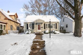 1916 33RD Street, Moline, IL 61265