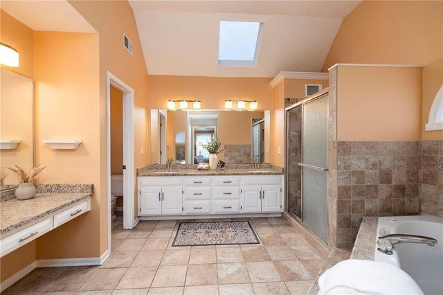 12734 Flint Lane, Overland Park, KS 66213