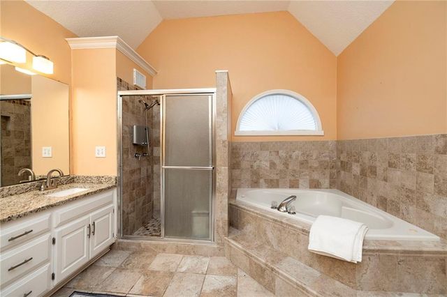 12734 Flint Lane, Overland Park, KS 66213