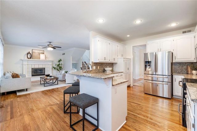 12734 Flint Lane, Overland Park, KS 66213