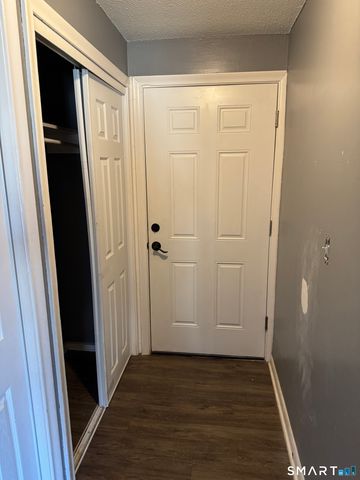 356 Franklin Avenue APT B1, Hartford, CT 06114